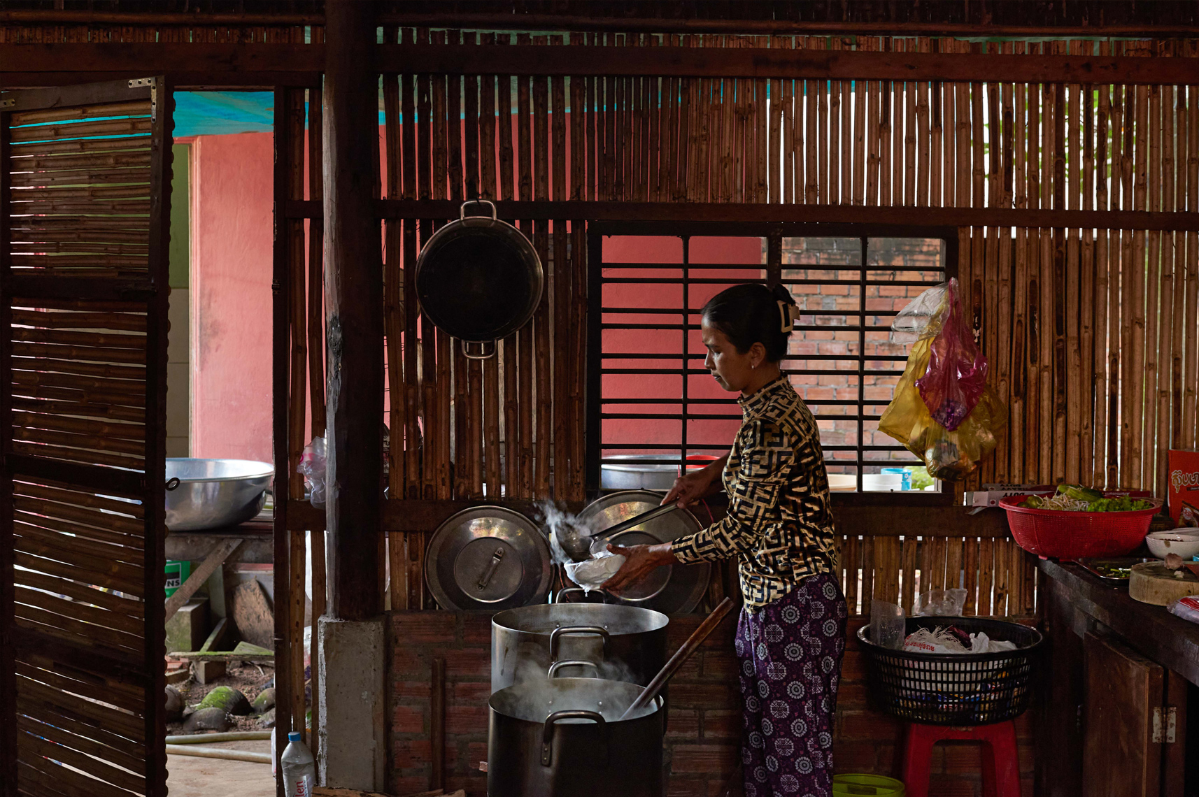 Noodle shop kitchen | Siem Reap | Cambodia | People Portraits Photography