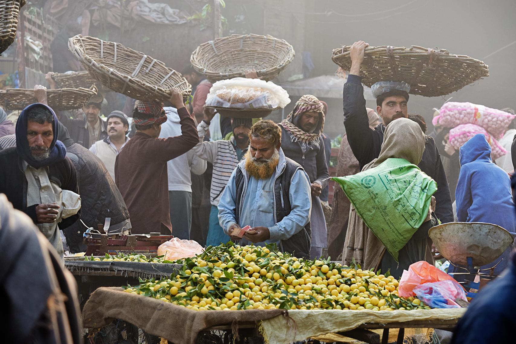 Fruit & vegetable market, Lahore, Pakistan